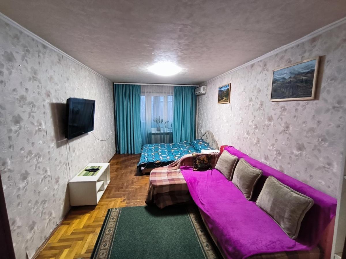 2-К Квартира Малиновського 12. Набережна Лівого Берега. Dnipro Esterno foto